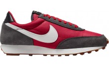 Grey Red Womens Track Shoes Nike Wmns Daybreak EL0996-673